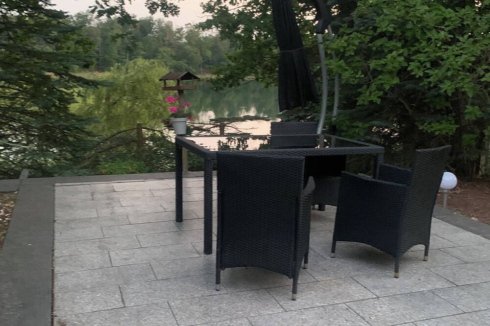 Peaceful oasis with private jetty in the beautiful Uckermark in Templin, Barnimerland Region