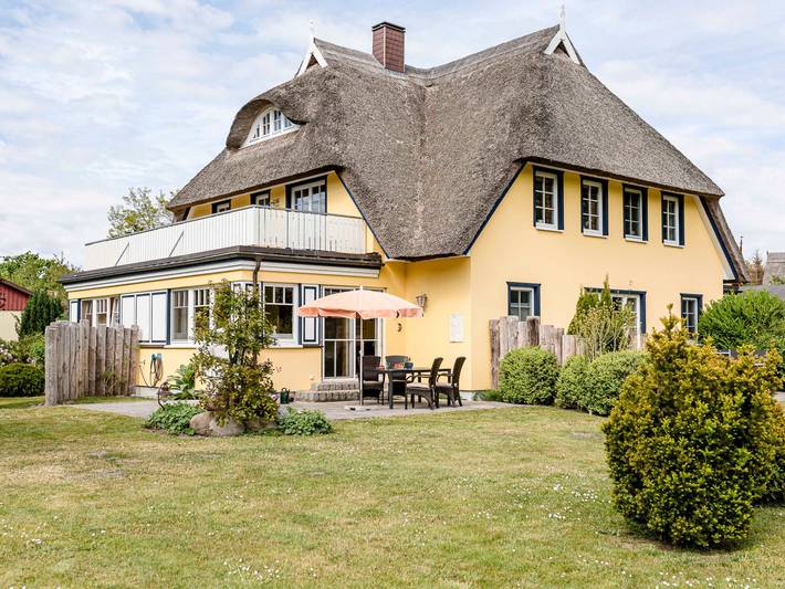 Ferienwohnung für 4 Personen, mit Garten und Terrasse in Prerow