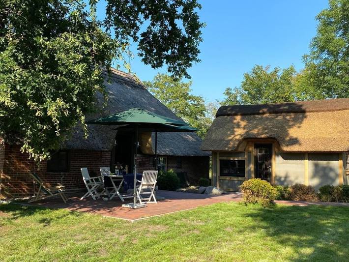 Ferienhaus für 6 Personen, mit Terrasse und Garten sowie Sauna in Stadland - 4