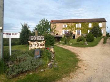 Chambre d’hôte pour 3 personnes, avec vue ainsi que jardin et terrasse dans les Gorges du Tarn