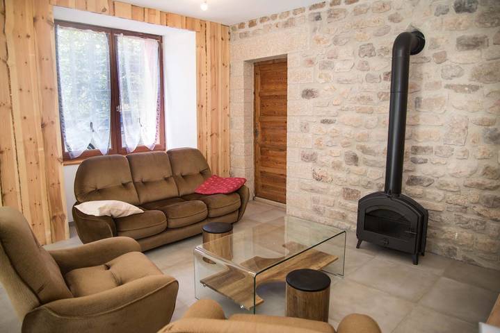 Gîte pour 6 personnes, avec jardin, animaux acceptés dans Lozère - 2