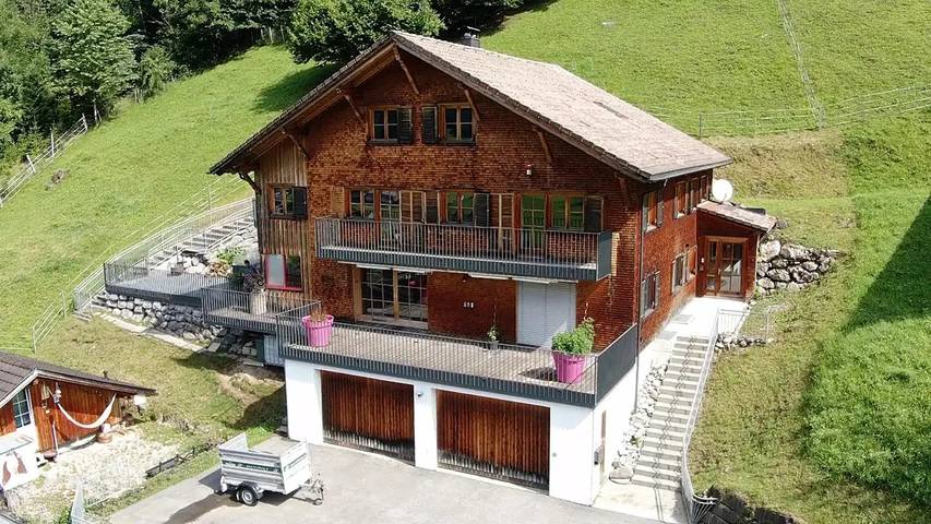 Gîte pour 9 personnes, avec terrasse, animaux acceptés à Mellau