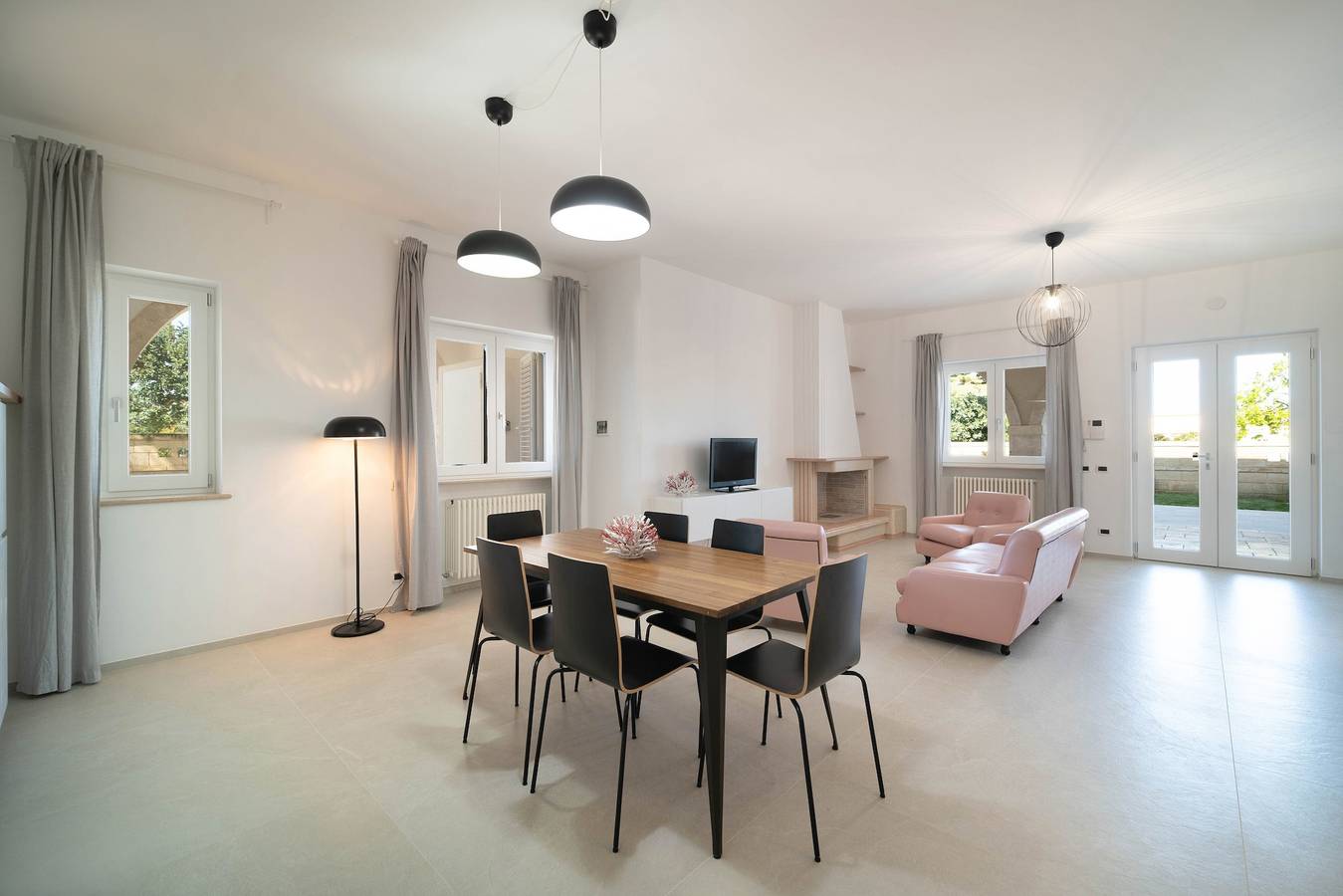 Apartamento inteiro, Apartamento 'Don Onofrio - Ettore' com Vista Montanha, Wi-Fi e Ar Condicionado in Monopoli, Bari (província)