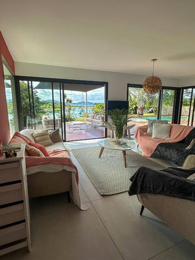 Villa pour 8 personnes, avec jardin ainsi que vue et piscine