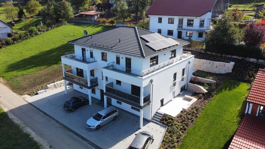 Ferienwohnung für 5 Personen, mit Balkon und Balkon/Terrasse sowie Terrasse in Weißenburg in Bayern