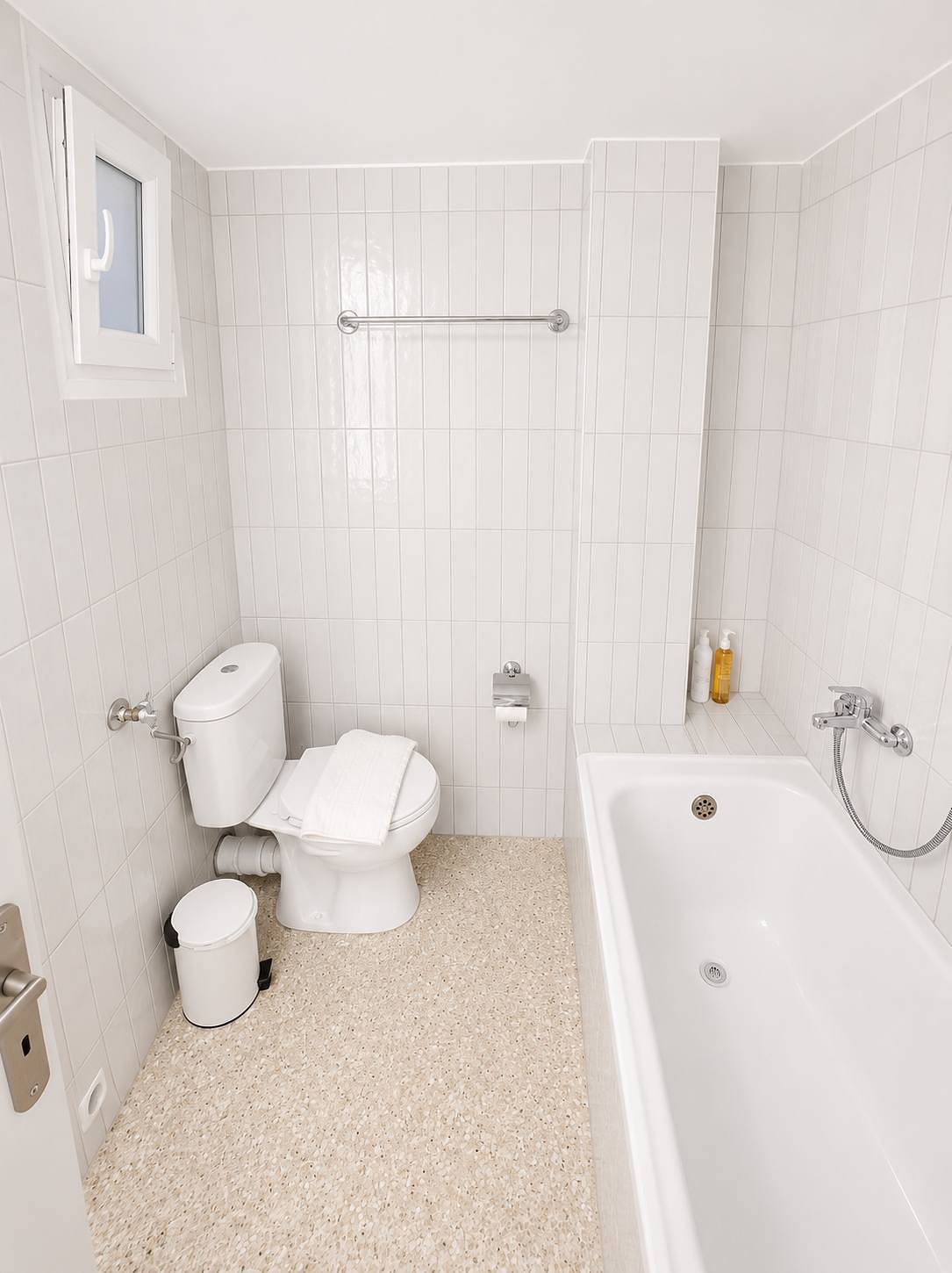 Apartamento entero, Boutique 1 Bd Stay in Mavili Square Athens in Sección central de Atenas, Atenas