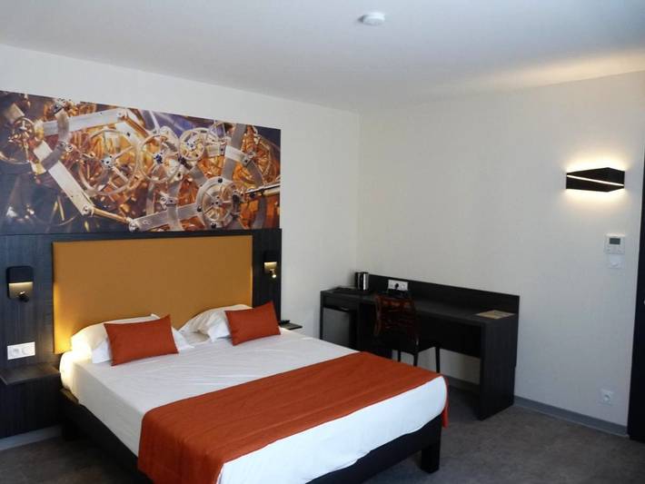 Hôtel pour 4 personnes, avec jardin à Donzère - 2