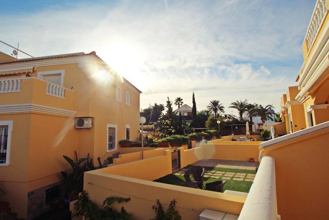 Ganze Wohnung, Ferienwohnung für 6 Personen mit Garten in La Zenia Zentrum, Cabo Roig