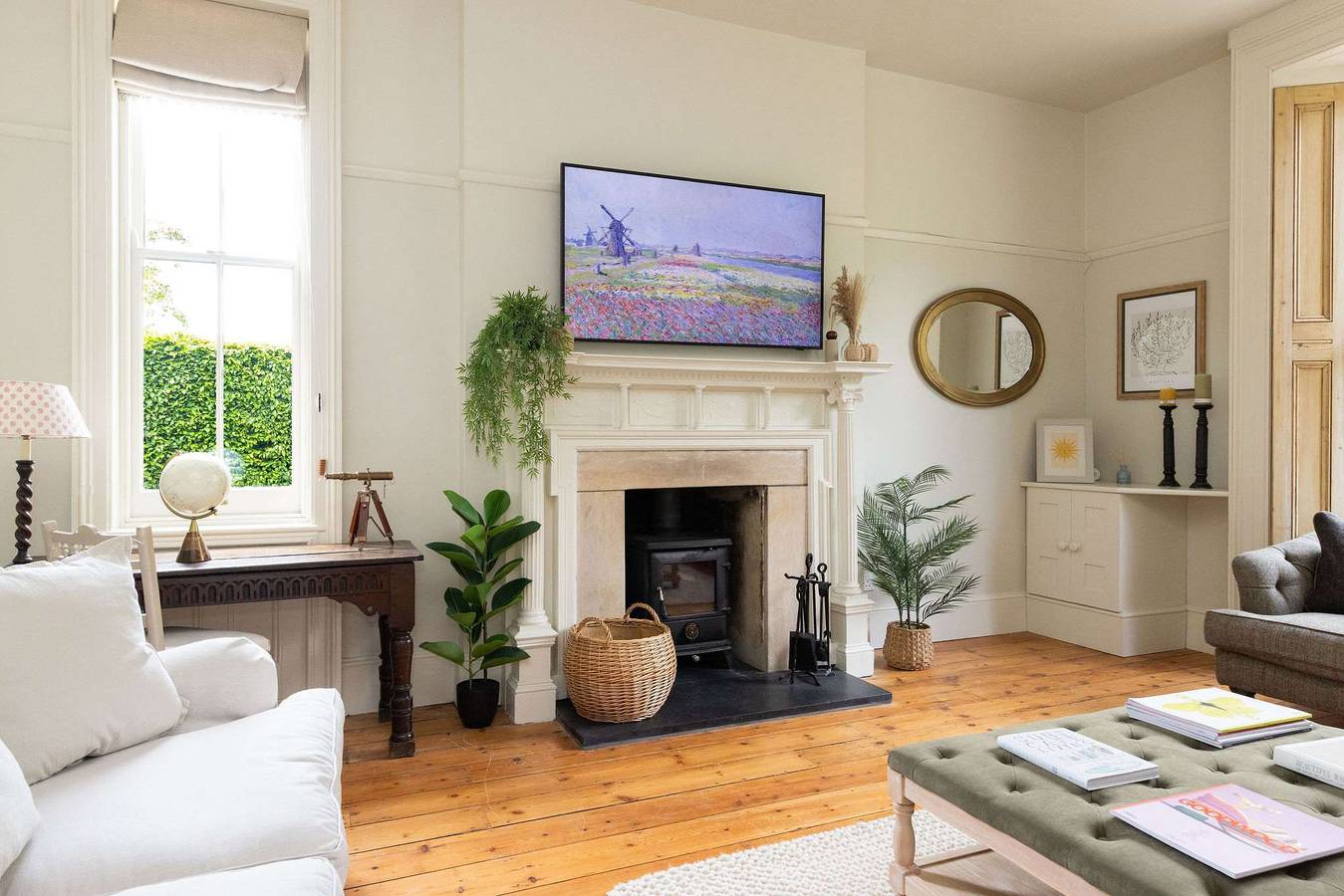 Victorian House, Sleeps 14, Pool and Gardens in Sidlesham, Sussex Occidental