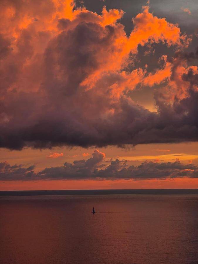 Villa pour 10 personnes, avec vue ainsi que jardin et piscine à Mlini - 2