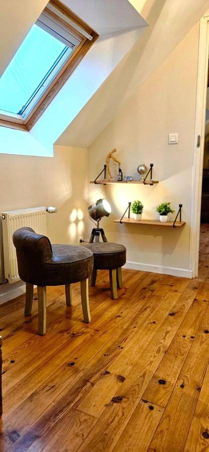 Cottage pour 2 personnes, avec jardin ainsi que vue et terrasse, animaux acceptés à Saint-Georges-Buttavent