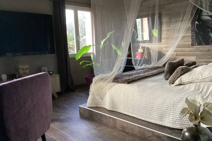 Außergewöhnliche Villa in Vence in ruhiger ländlicher Umgebung in Vence, Mittelmeerküste (Frankreich)