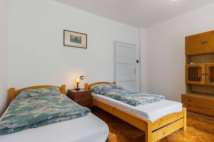 Ferienhaus für 9 Personen, mit Garten, mit Haustier in Balatonalmadi - 4