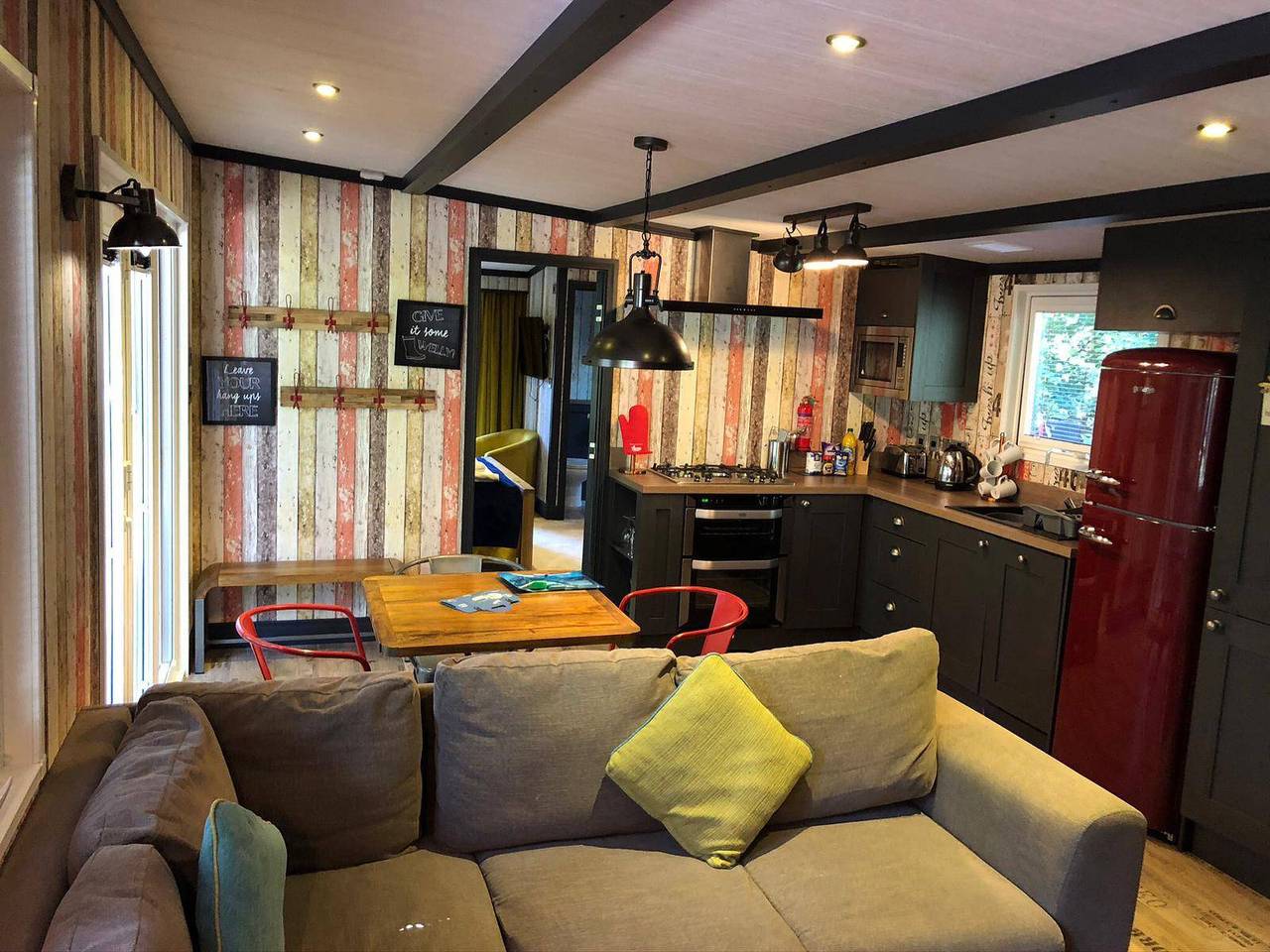 Sandy Balls Holiday Park Pet Friendly Lodge in Godshill (Hampshire), Hampshire