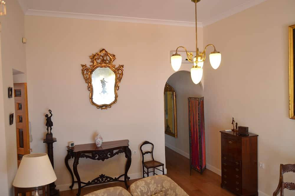 Appartement entier, Appartement Luxueux Et Calme Au Centre in Sanlúcar de Barrameda, Costa de la Luz