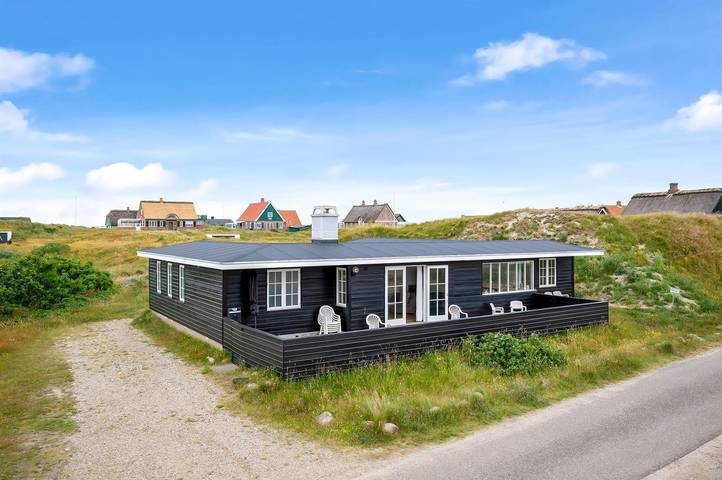 Ferieudlejning for 6 personer, med terrasse og jacuzzi, husdyr tilladt i Fanø Bad
