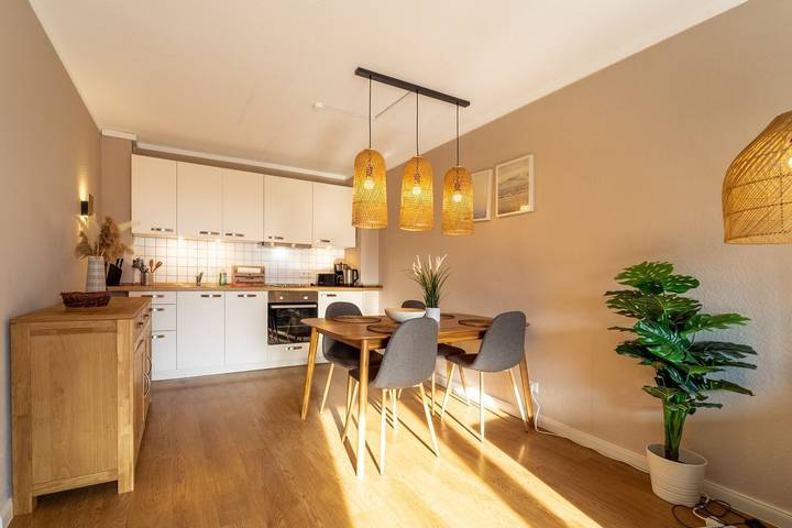 Ferienwohnung für 4 Personen, mit Ausblick und Balkon sowie Sauna, mit Haustier in Nordholz - 2