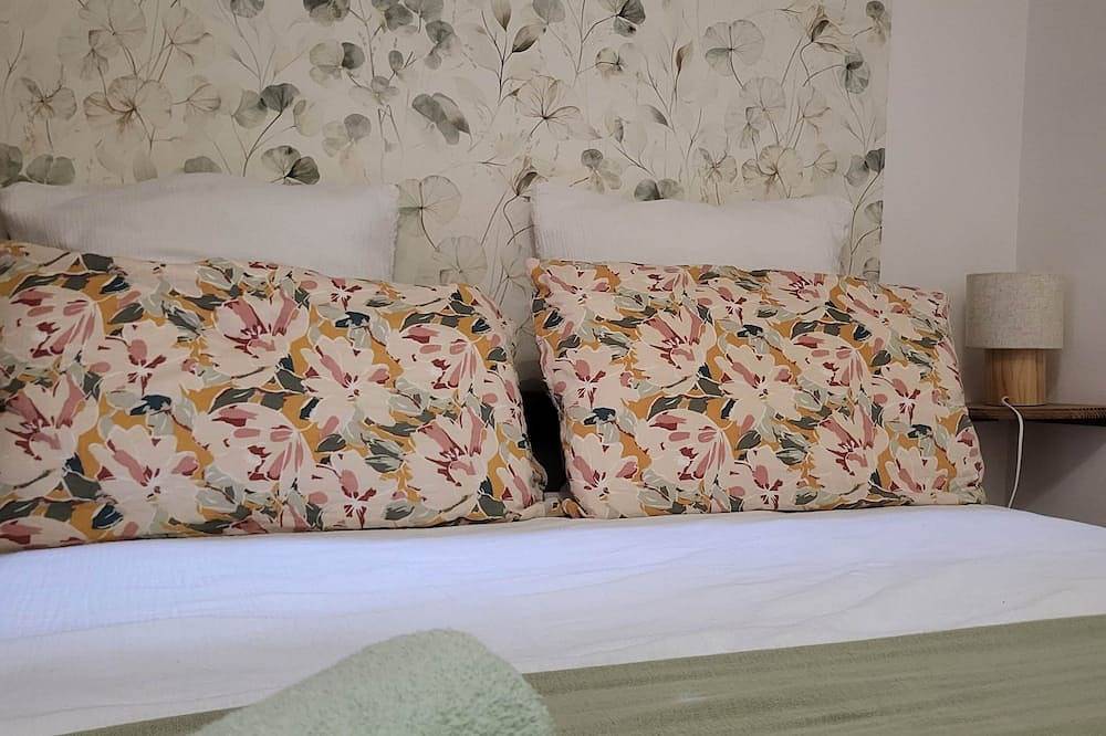 Authentic charm near the Saumur vineyards in Les Verchers-sur-Layon, Loire-Tal