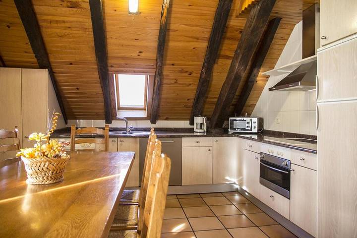 Casa rural para 12 personas, con vistas y jardín en Valle de Aezkoa - 4