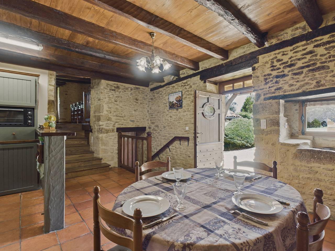 Maison de campagne pour 6 avec piscine et jardin in Saint-Crépin-et-Carlucet, Périgord Noir