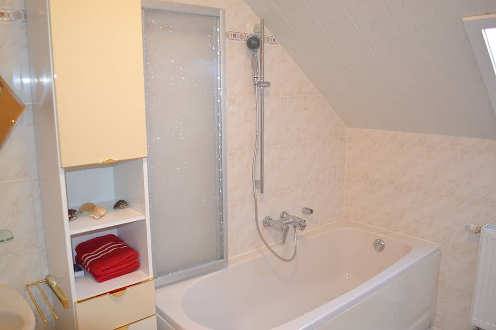 Ganze Wohnung, Ferien im Thüringer Wald - 3 *** Ferienwohnung in Finsterbergen, Friedrichroda