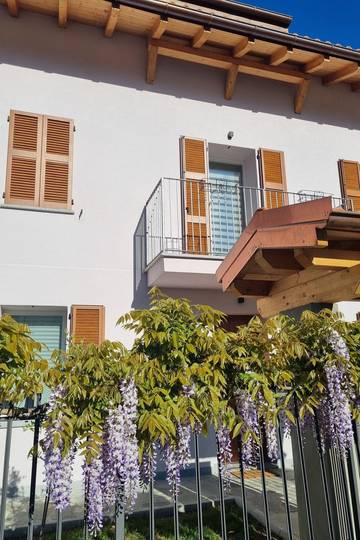 Ferienhaus für 8 Personen, mit Garten und Balkon in Colico