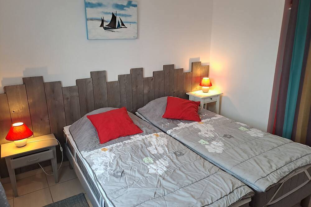 A orillas del mar, casa de una sola planta, jardín amurallado (animales Ok) en Porspoder (Finistero) in Porspoder, Región de Brest