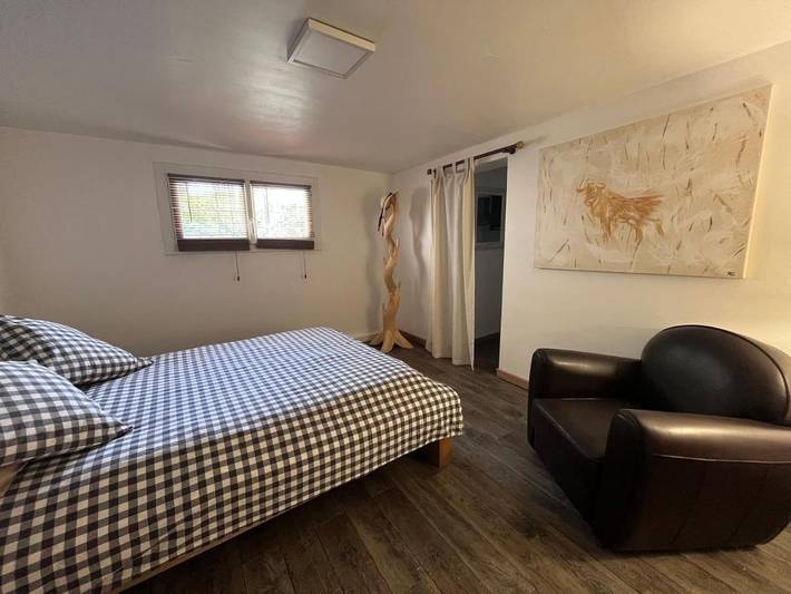 Gîte pour 2 personnes, avec jardin ainsi que piscine et vue à Saint-Victor-la-Coste - 3