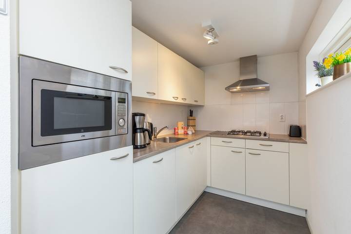 Ferienhaus für 6 Personen, mit Terrasse und Garten in Renesse - 4