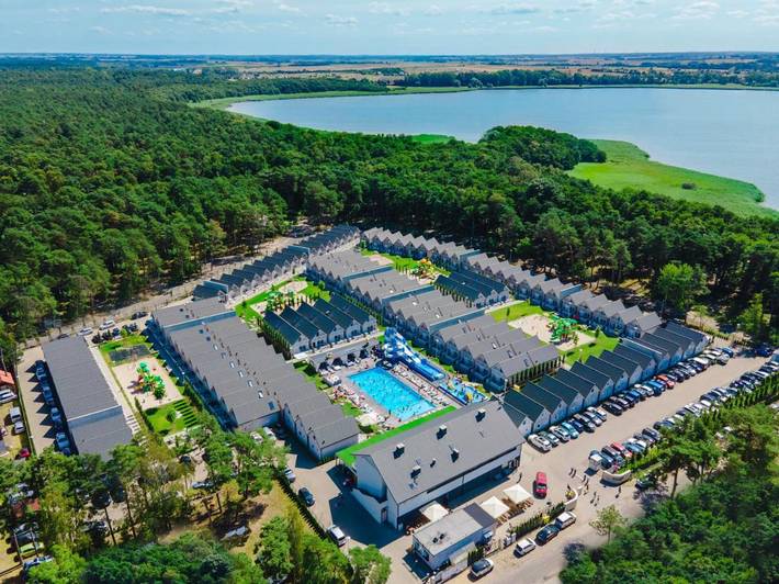 Ośrodek wypoczynkowy dla 9 osób, z jacuzzi i basen oraz balkon - 1