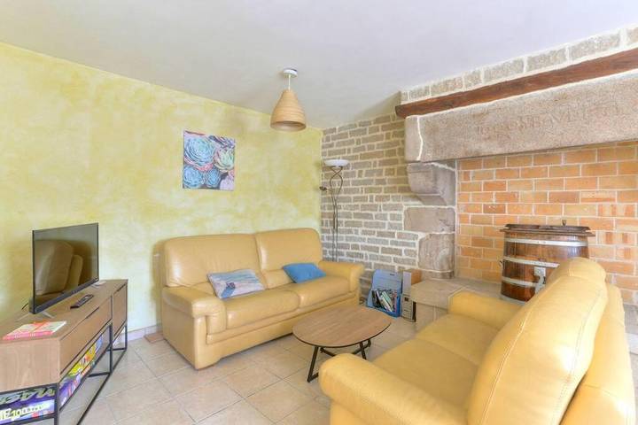 Location de vacances pour 7 personnes, avec vue ainsi que sauna et jardin, animaux acceptés à Trémeur - 3