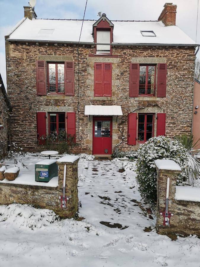Chambre d’hôte pour 2 personnes, avec terrasse et jardin, animaux acceptés à Montfort-sur-Meu - 2