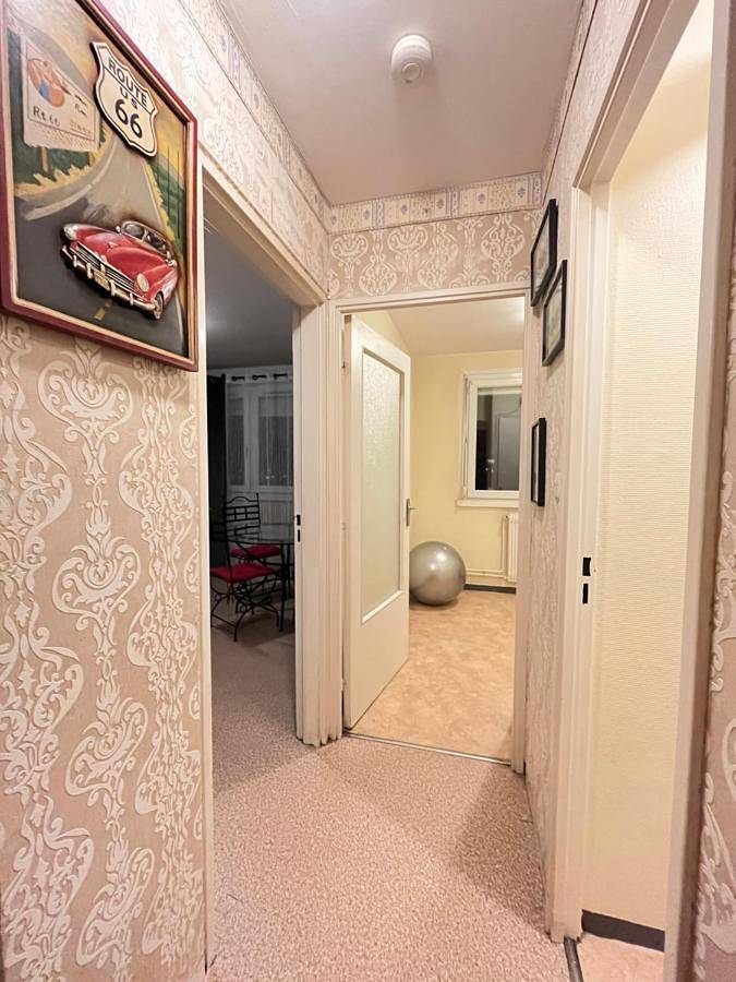 Appartement entier, One-Bedroom Apartment in Villeurbanne, Lyon et ses environs