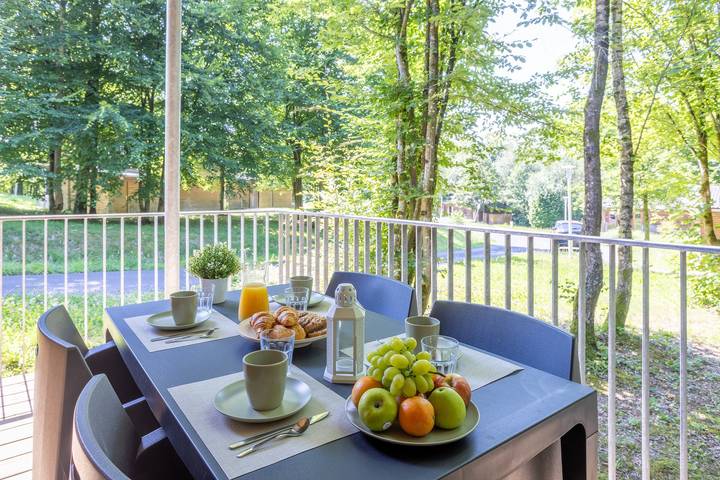 Location de vacances pour 6 personnes, avec terrasse dans Lac du Val-Joly - 2