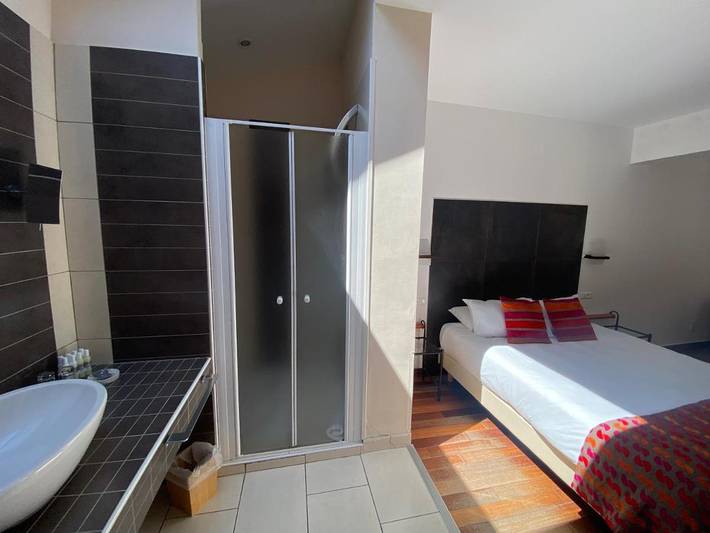 Hôtel pour 2 personnes, avec jardin ainsi que terrasse et vue, animaux acceptés dans Plage De La Balette Collioure - 4