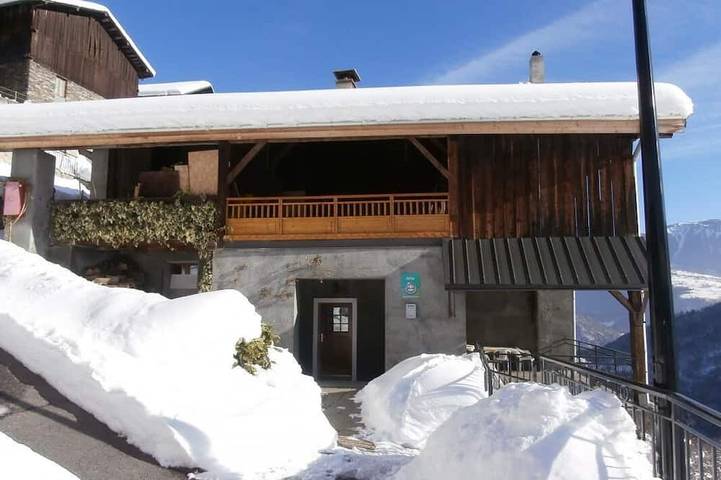 Maison de vacances pour 6 personnes, avec piscine et balcon, animaux acceptés