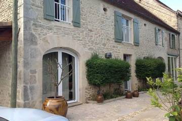 Gîte pour 9 personnes à Bétaille