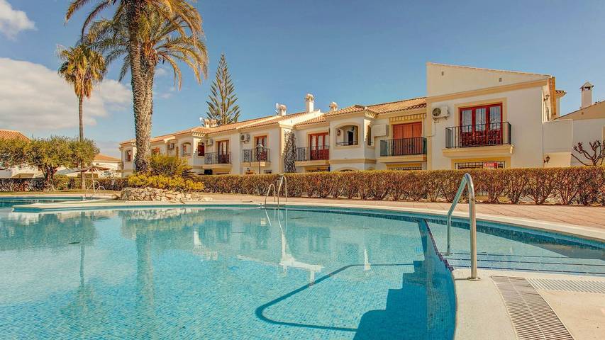 Apartamento de vacaciones para 6 personas, con piscina además de jardín y balcón, Se admiten mascotas - 1