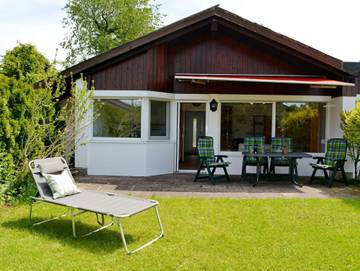 Ferienhaus für 4 Personen, mit Terrasse und Garten, mit Haustier in Prien
