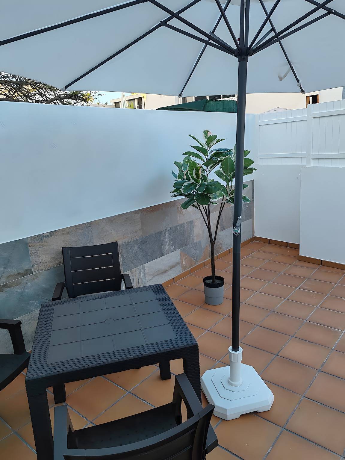 Ferienhaus 'María' mit Meerblick, Gemeinschaftspool und privater Terrasse in Sonnenland, San Bartolomé de Tirajana