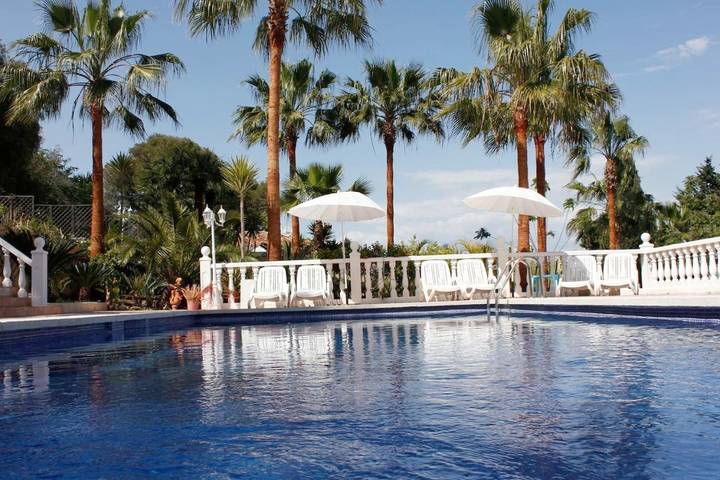 Villa pour 16 personnes, avec piscine ainsi que jardin et vue à Torremolinos - 3