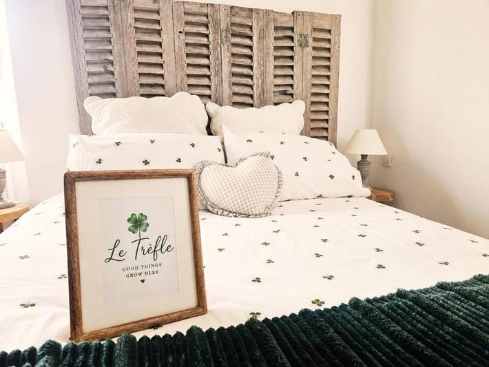 Location de vacances pour 2 personnes, avec Terrasse et Jardin à Bonneuil-Matours
