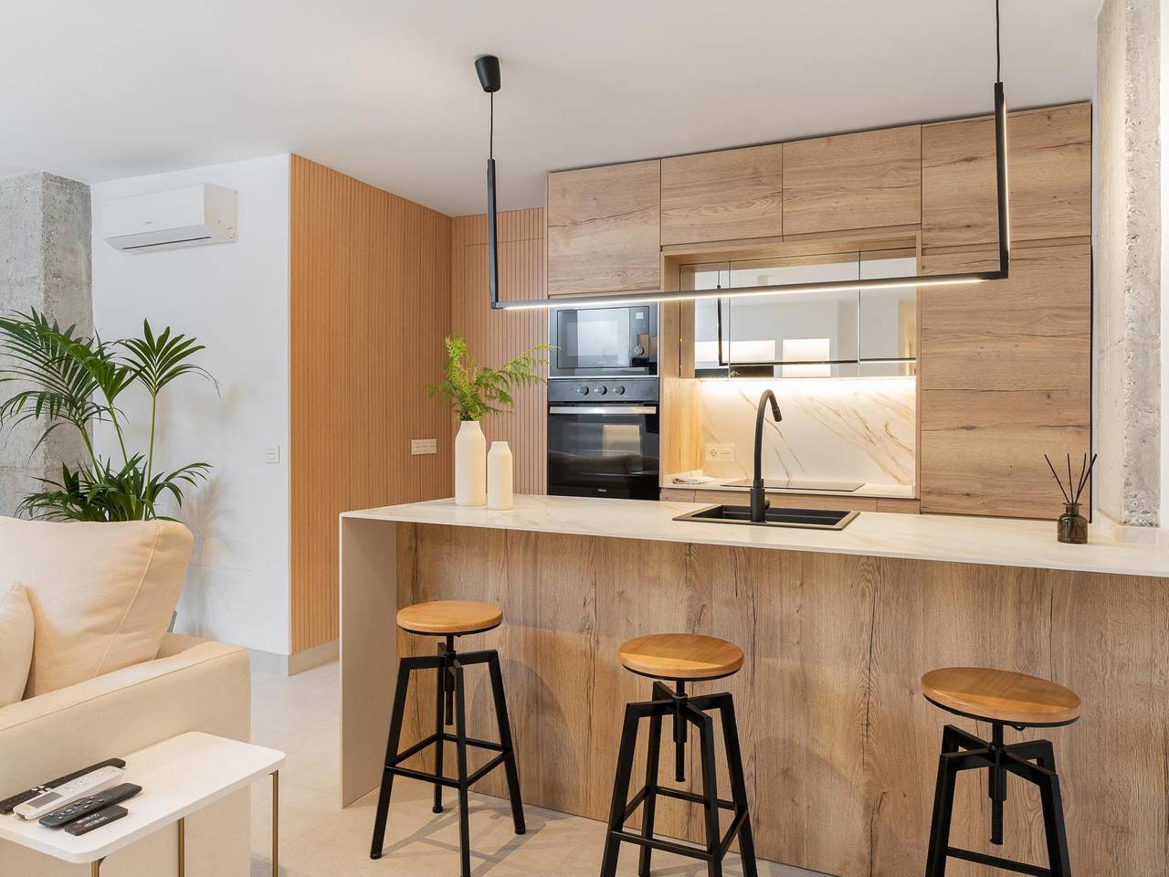 Ganze Ferienwohnung, Ferienwohnung für 6 Personen mit Garten in Torremolinos Zentrum, Torremolinos