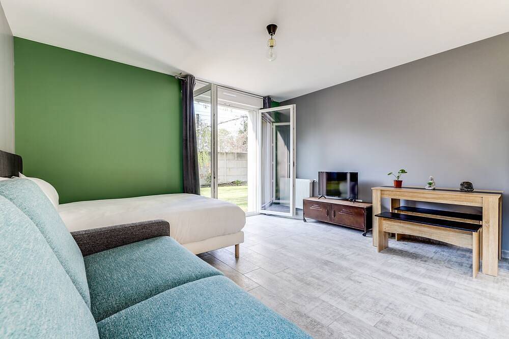 Appartement entier, Résidence 4T Immo (Studio Vert N°2) in Aulnay-sous-Bois, Seine-Saint-Denis