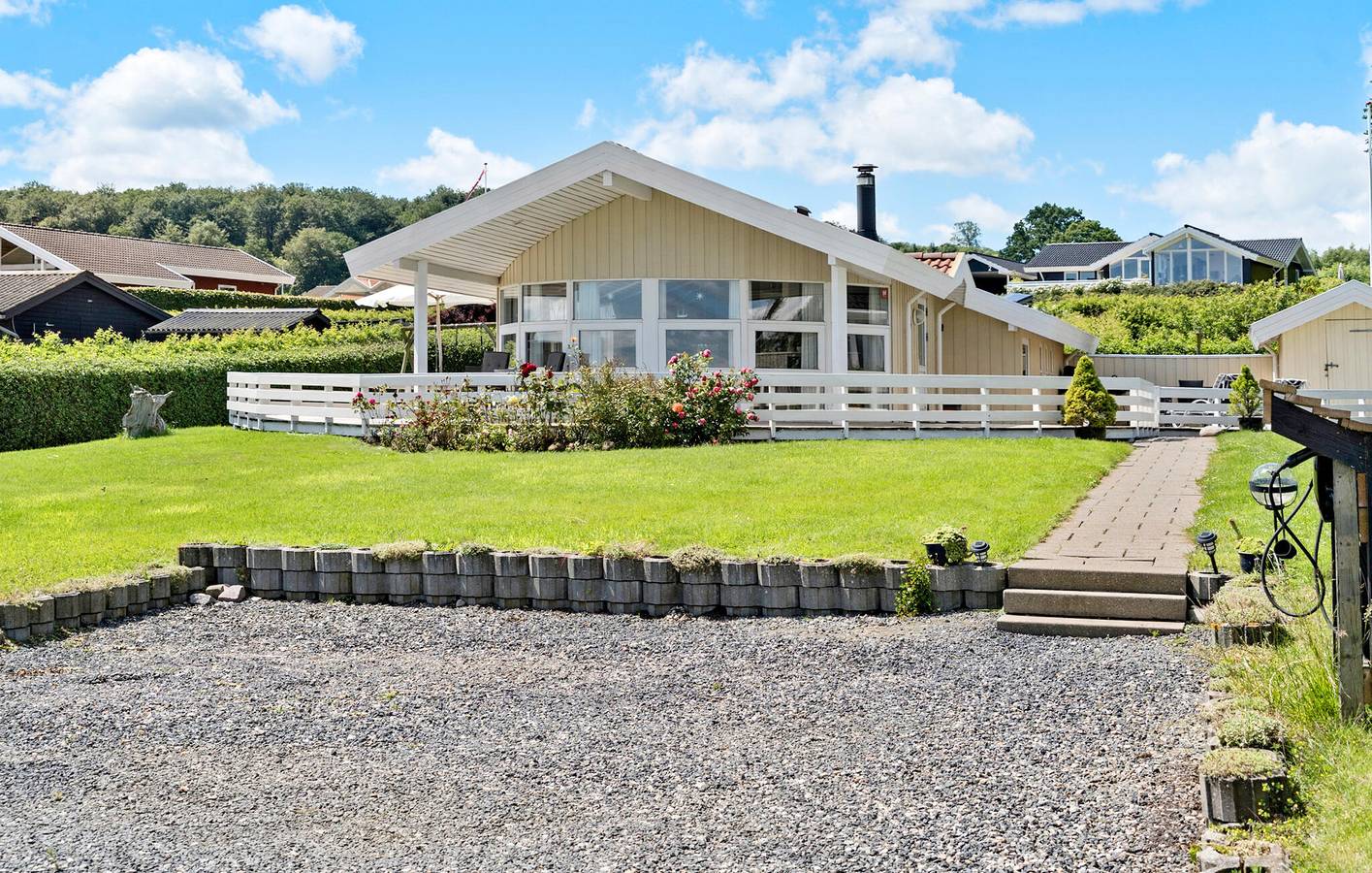 Vacation house for 6 people with yard in Bjert, Little Belt