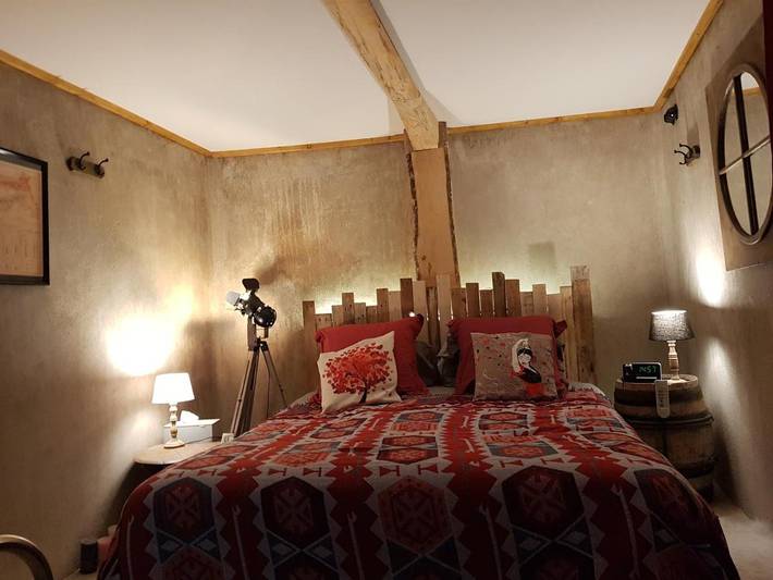 Location de vacances pour 4 personnes, avec jardin et vue dans Saint-Didier-sur-Beaujeu - 3