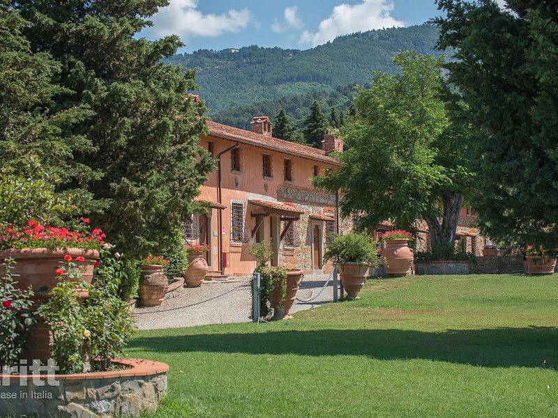 Tritt — 4-person apartment in Reggello with a beautiful location near Florence in San Donato Fronzano, Valdarno