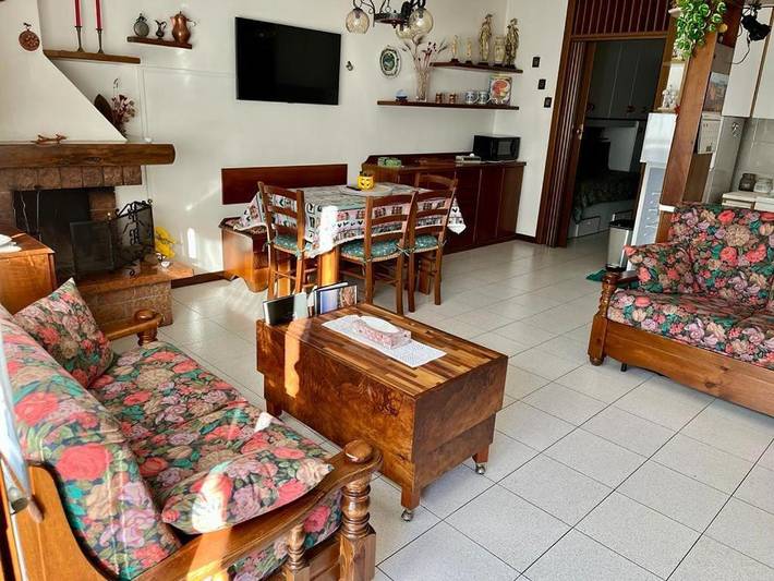 Gîte pour 4 personnes, avec terrasse et vue à Taceno - 2