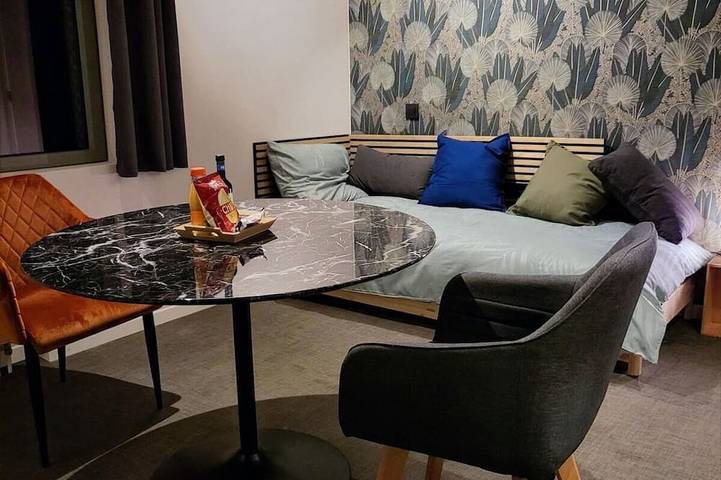 Gîte pour 2 personnes, avec Terrasse à Boussu
