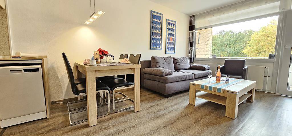 Ferienwohnung für 2 Personen, mit Balkon und Balkon/Terrasse sowie Sauna in Sahlenburg
